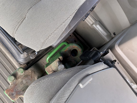 Photo of 2023 John Deere 8R 370