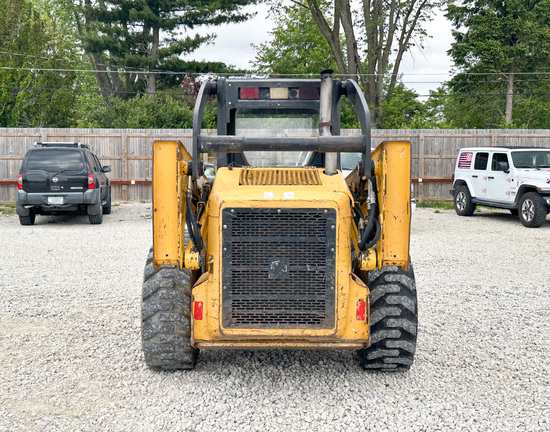 2006 John-Deere 332