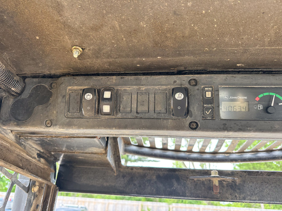 2006 John-Deere 332