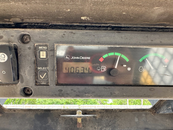 2006 John-Deere 332