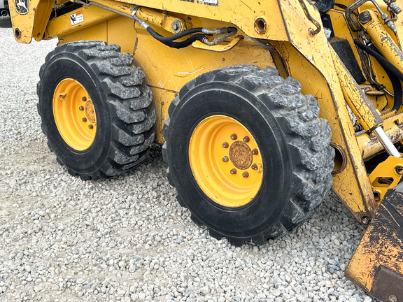 2006 John-Deere 332