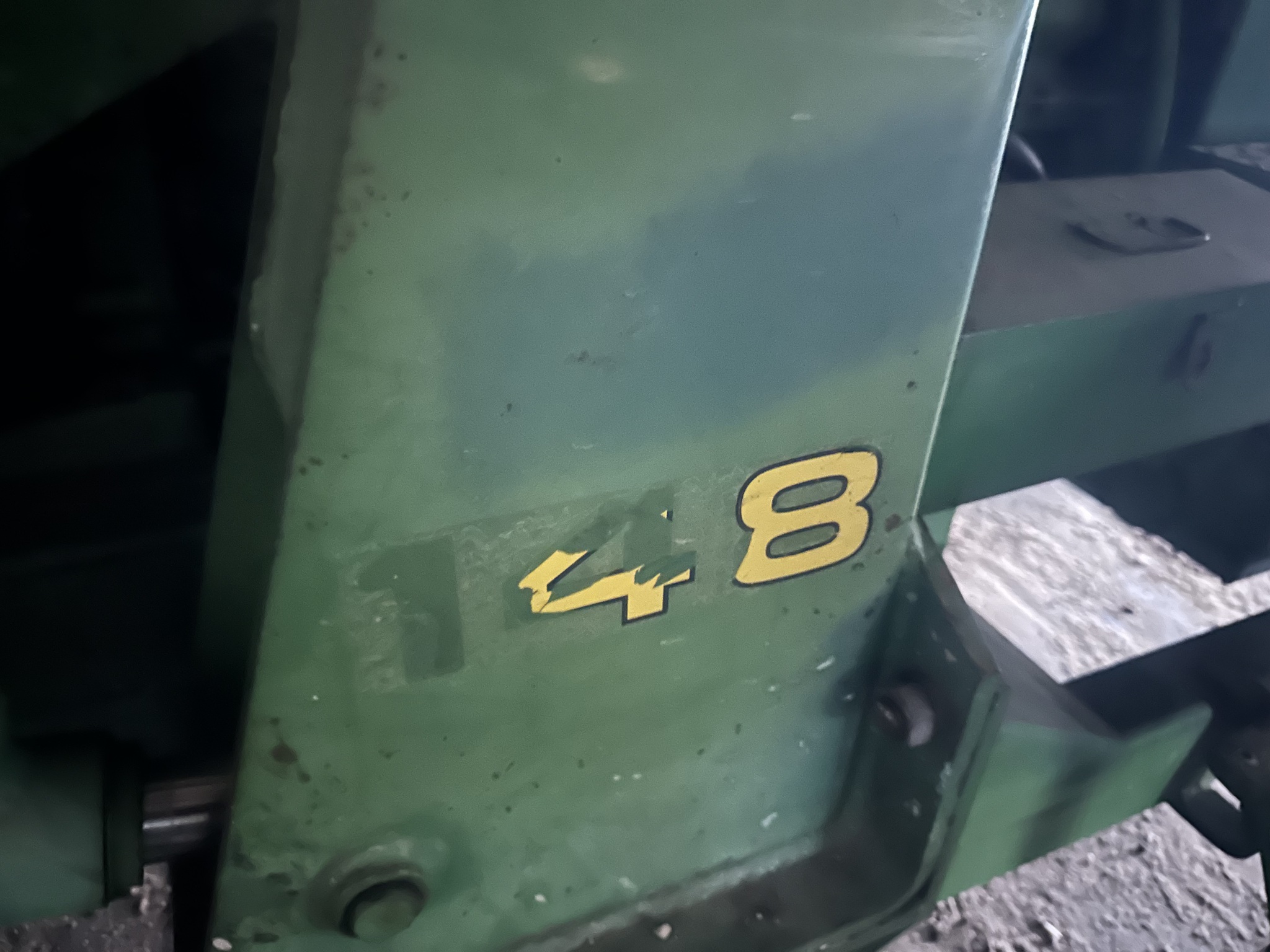 1984 John Deere 2950 Image 7