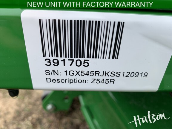 Photo of 2025 John Deere Z545R
