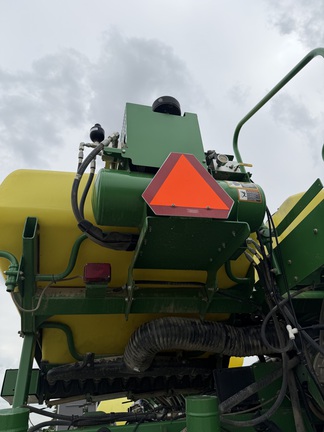 2010 John-Deere 1770NT CCS