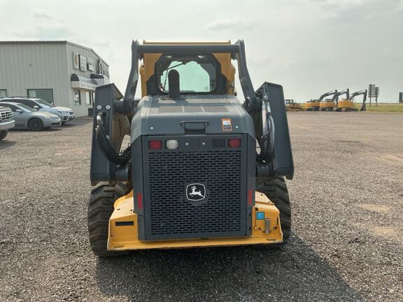 2023 John Deere 330G