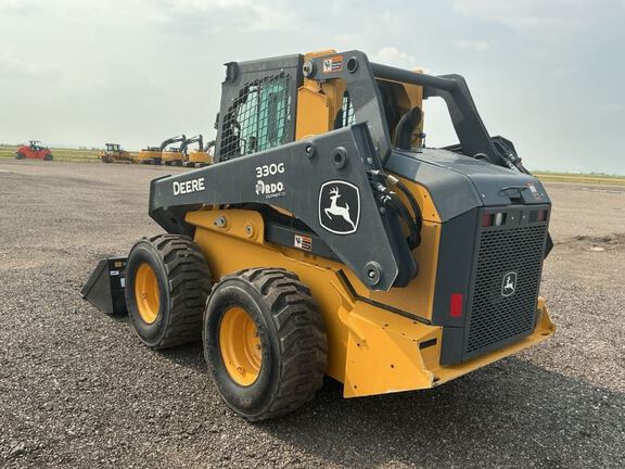 2023 John Deere 330G