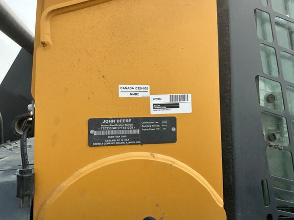 2023 John Deere 330G