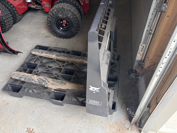 Used 2024 Bobcat MT100 Landscape Loaders at Koenig Equipment in Oxford, OH - Photo28