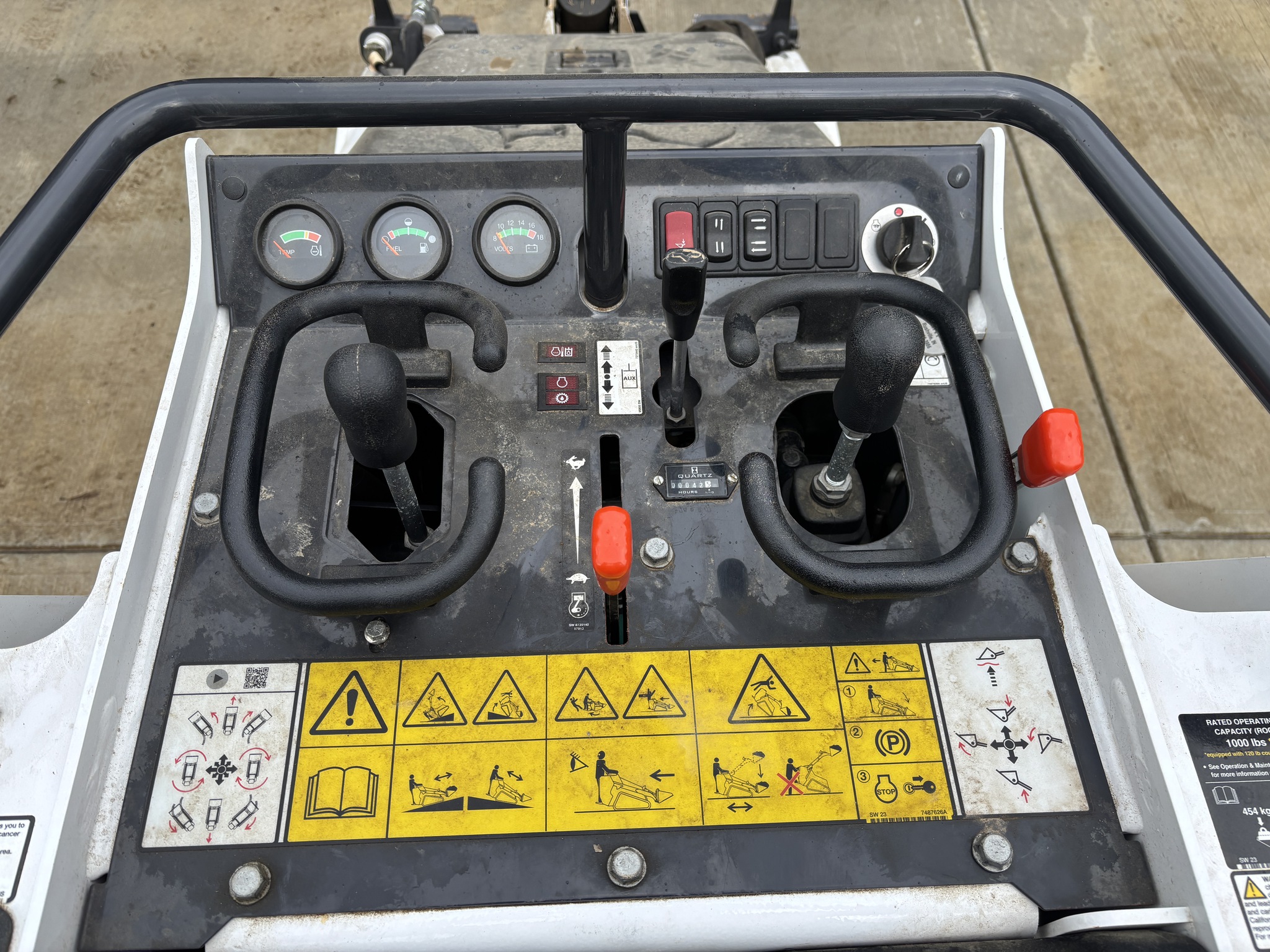 Used 2024 Bobcat MT100 Landscape Loaders at Koenig Equipment in Oxford, OH - PhotoXL39