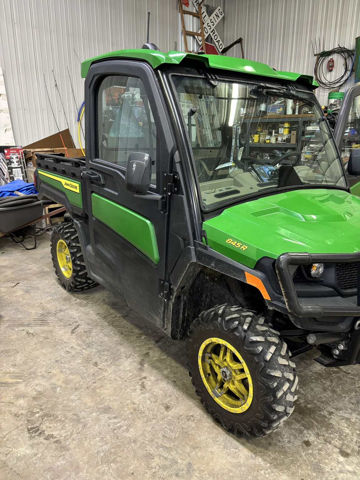 2025 John Deere XUV 845R Premium Cab Image 2