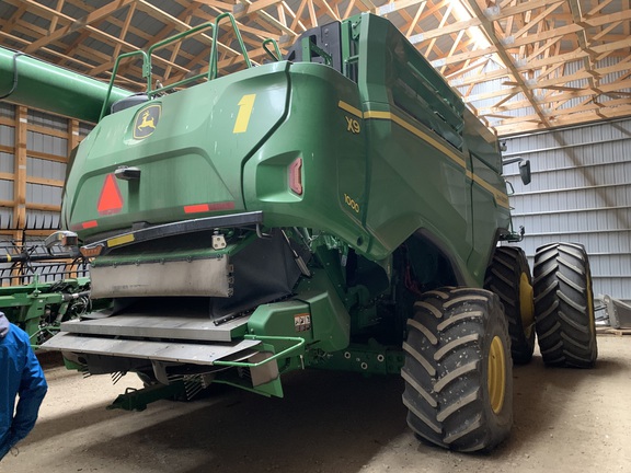 2022 John Deere X9 1000