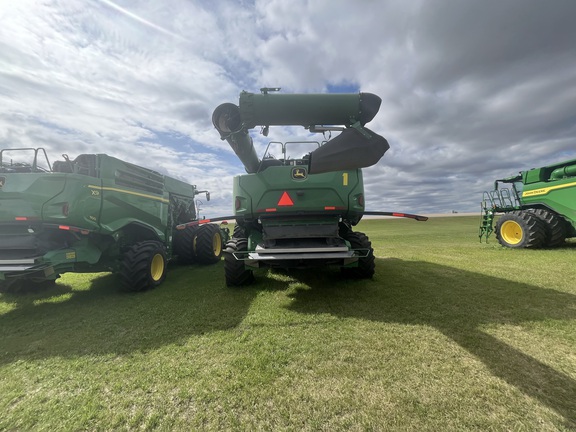 2022 John Deere X9 1000