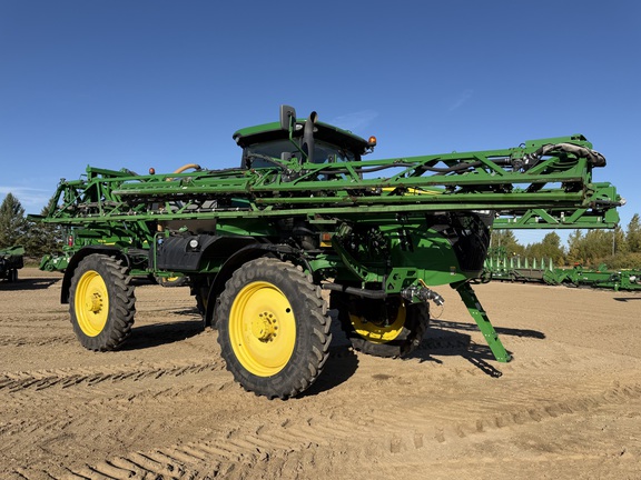  John Deere R4038