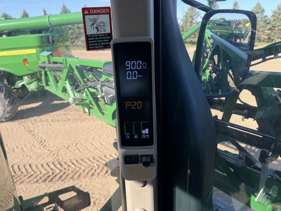 2019 John Deere R4038 - Photo43