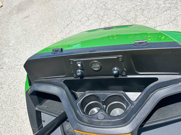 2025 John-Deere GS