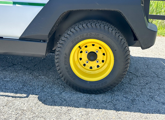 2025 John-Deere GS