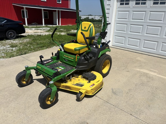 Used 2022 John Deere Z530R Zero Turn Mowers at Koenig Equipment in Franklin, IN - Photo1