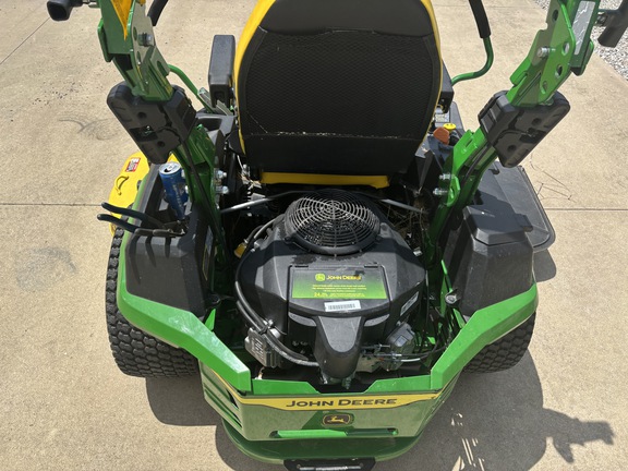 Used 2022 John Deere Z530R Zero Turn Mowers at Koenig Equipment in Franklin, IN - Photo5