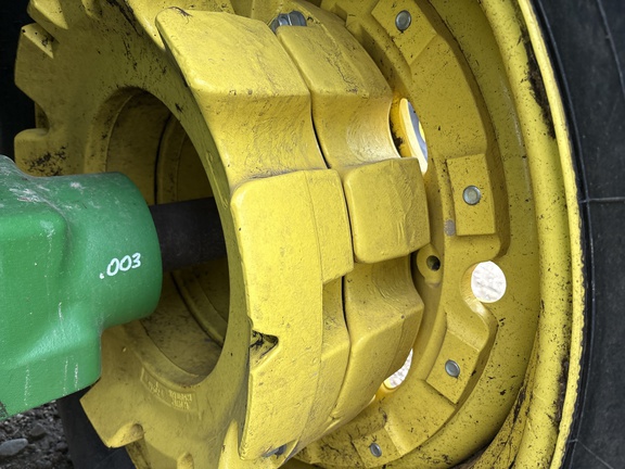 Used 2018 John Deere 6195R Row Crop Tractors at Horizon Ag & Turf in Lloydminster, AB - Photo32