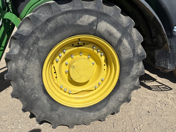 Used 2018 John Deere 6195R Row Crop Tractors at Horizon Ag & Turf in Lloydminster, AB - Photo13