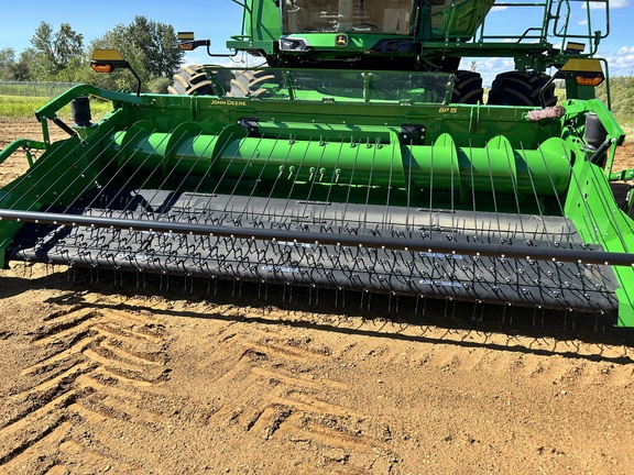 Used 2025 John Deere BP 15 Combine Platforms at Horizon Ag & Turf in High Prairie, AB - Photo2