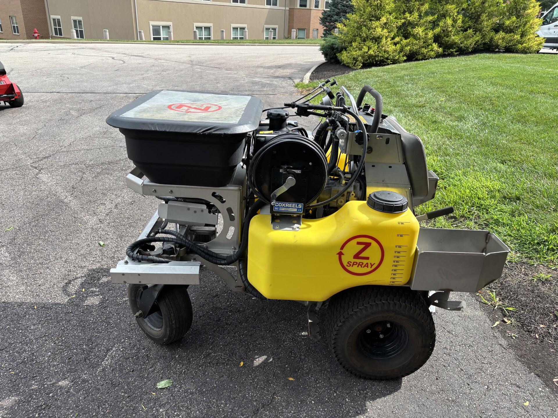 Used 2019 John Deere zspray Turf Sprayers at Koenig Equipment in Germantown, OH - PhotoXL4