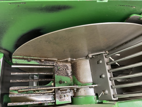 Used 2018 John Deere S780 Combines at Horizon Ag & Turf in High Prairie, AB - Photo12