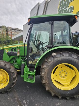 2026 John Deere 5060E-5