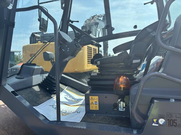 2025 Hamm HC70