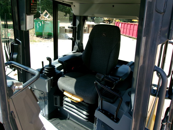 2024 John Deere 650 P