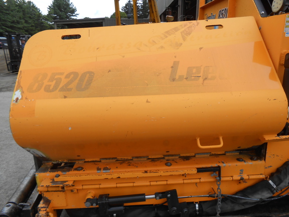 2018 Leeboy 8520