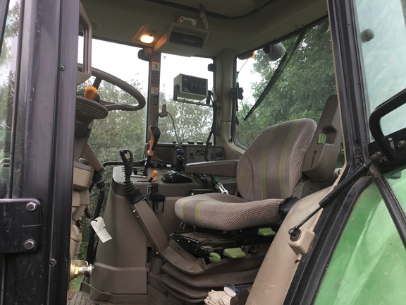 2009 John Deere 6430 - Photo13