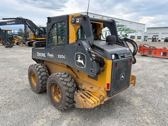 2022 John Deere 320G