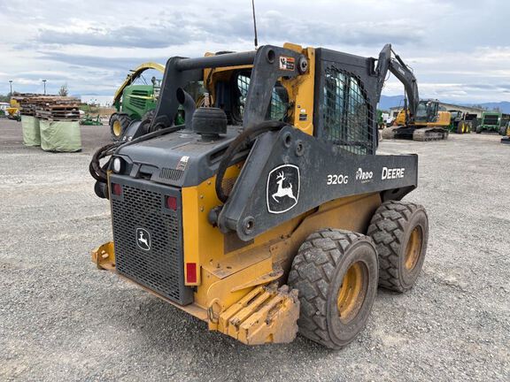 2022 John Deere 320G