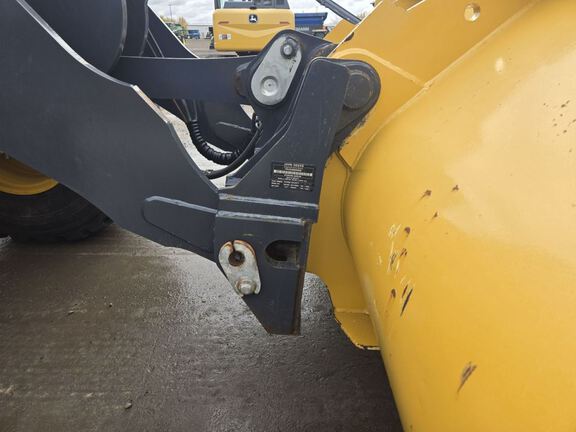 2023 John Deere 544P