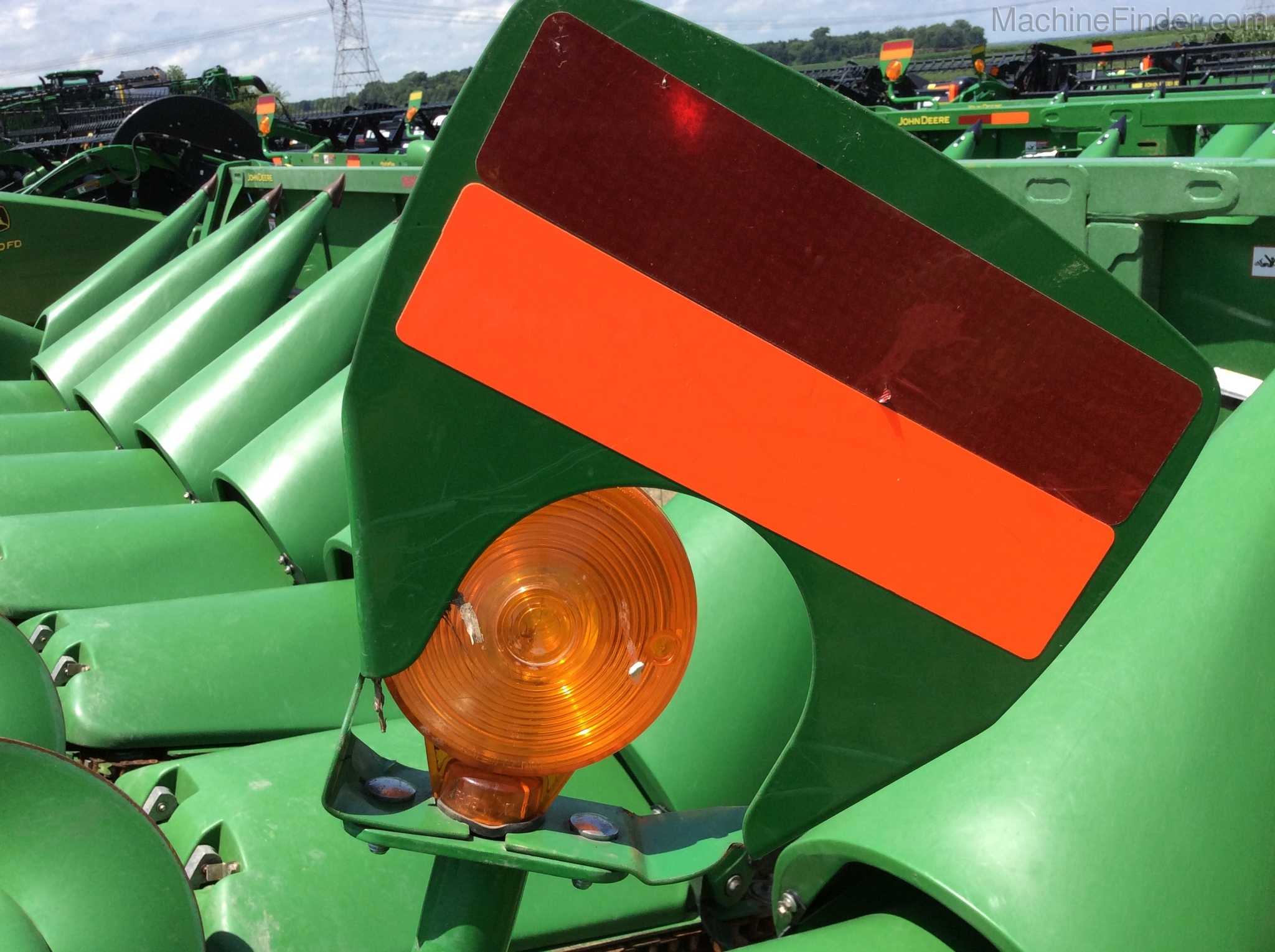 2011 John Deere 608C Image 7