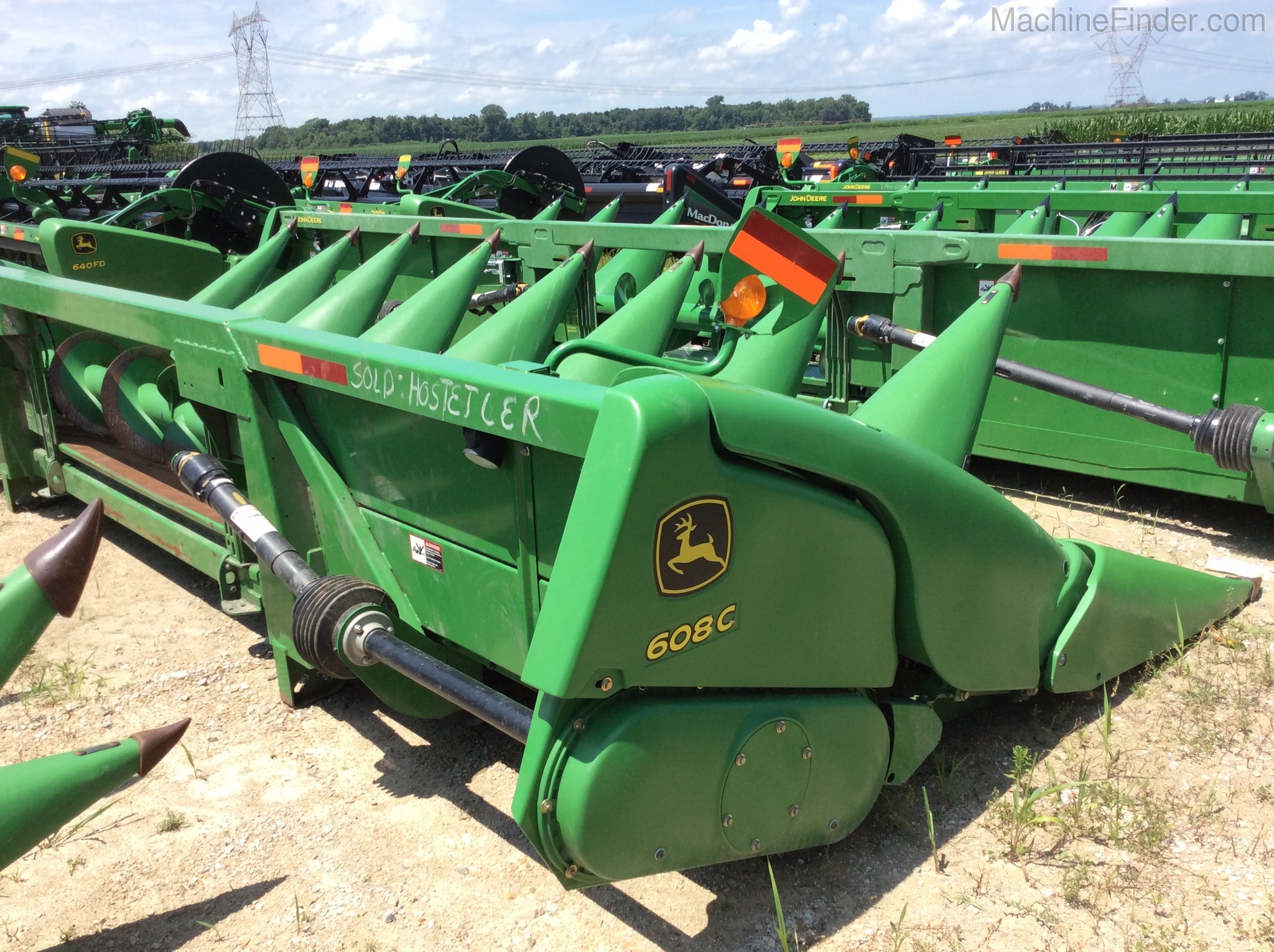 2011 John Deere 608C Image 6