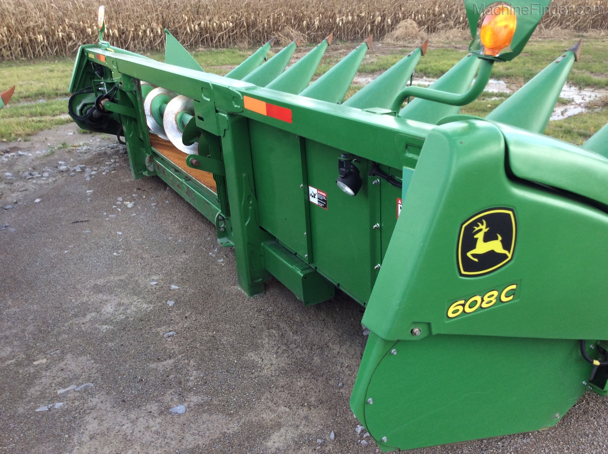 2013 John Deere 608C Image 6