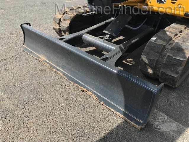 2020 John Deere 50G CAB Image 9