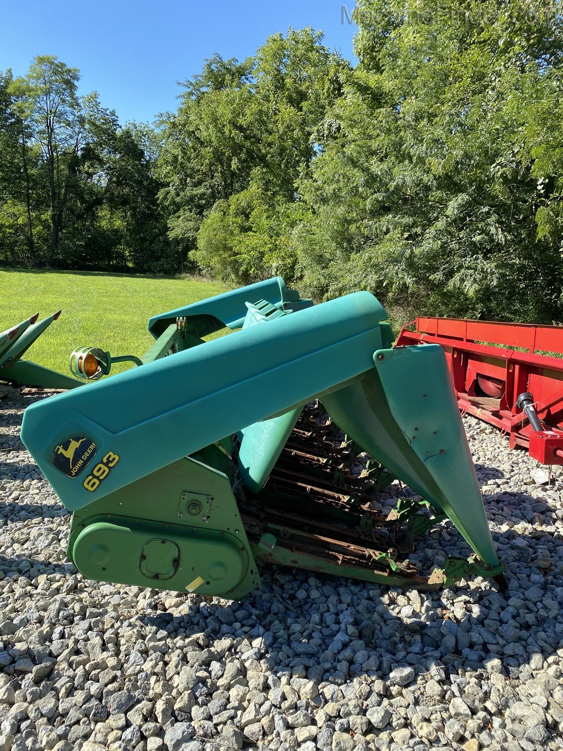 1995 John Deere 693 Image 2