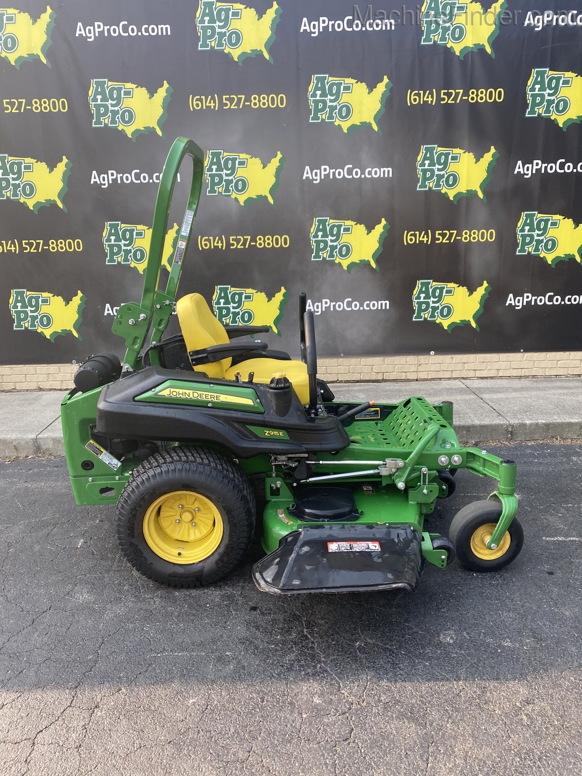 2019 John Deere Z915E Image 2