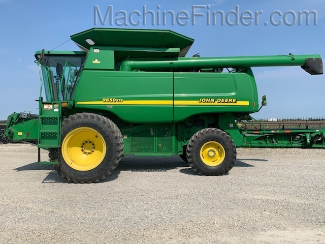 2000 John Deere 9650 STS Image 2