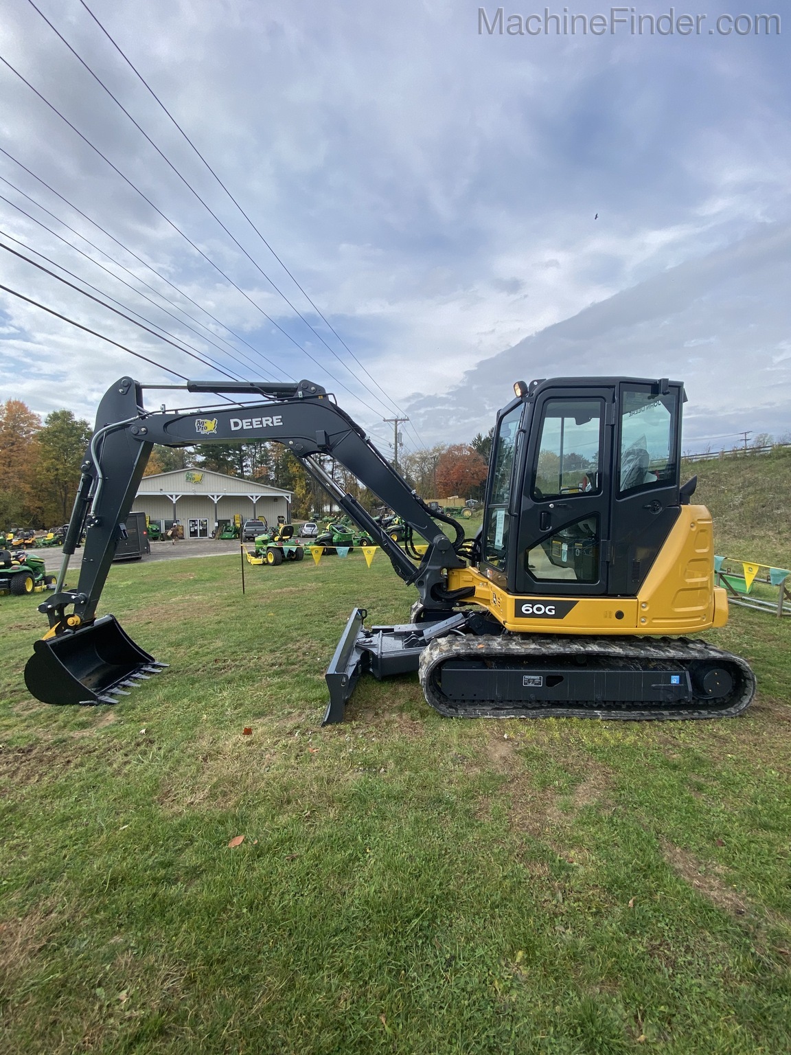 2020 John Deere 60G Image 4