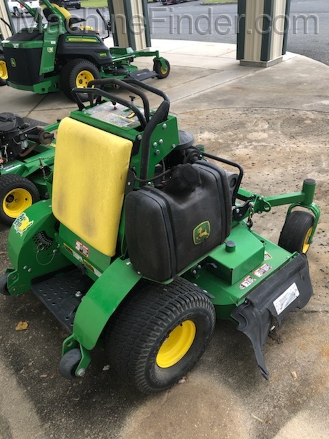 2017 John Deere 652R Image 2