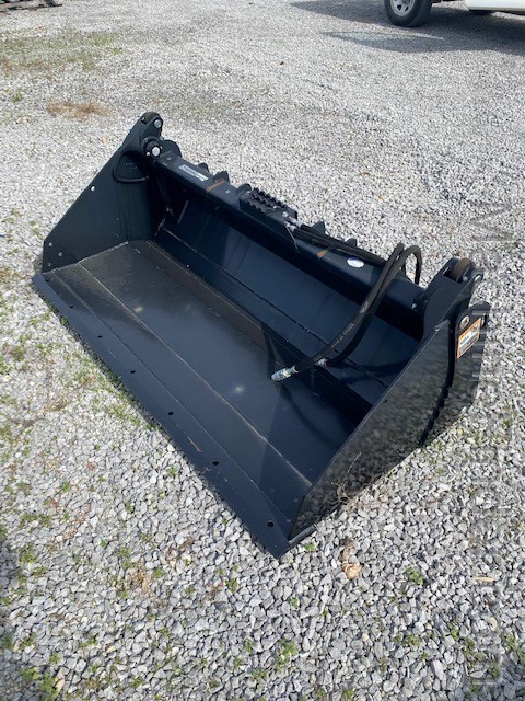 2014 John Deere MP72B Image 2