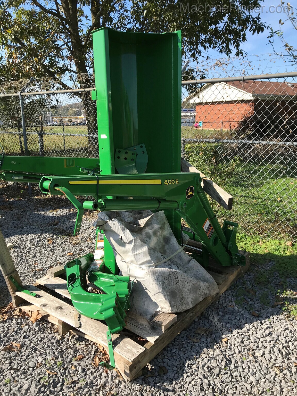 2018 John Deere 400EX Image 1