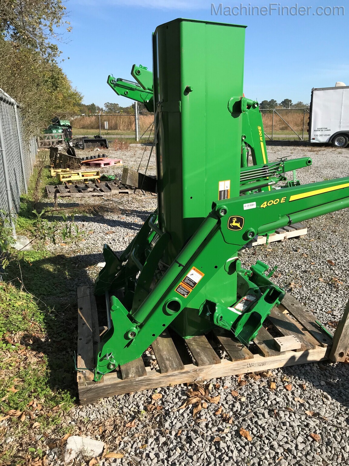 2018 John Deere 400EX Image 2