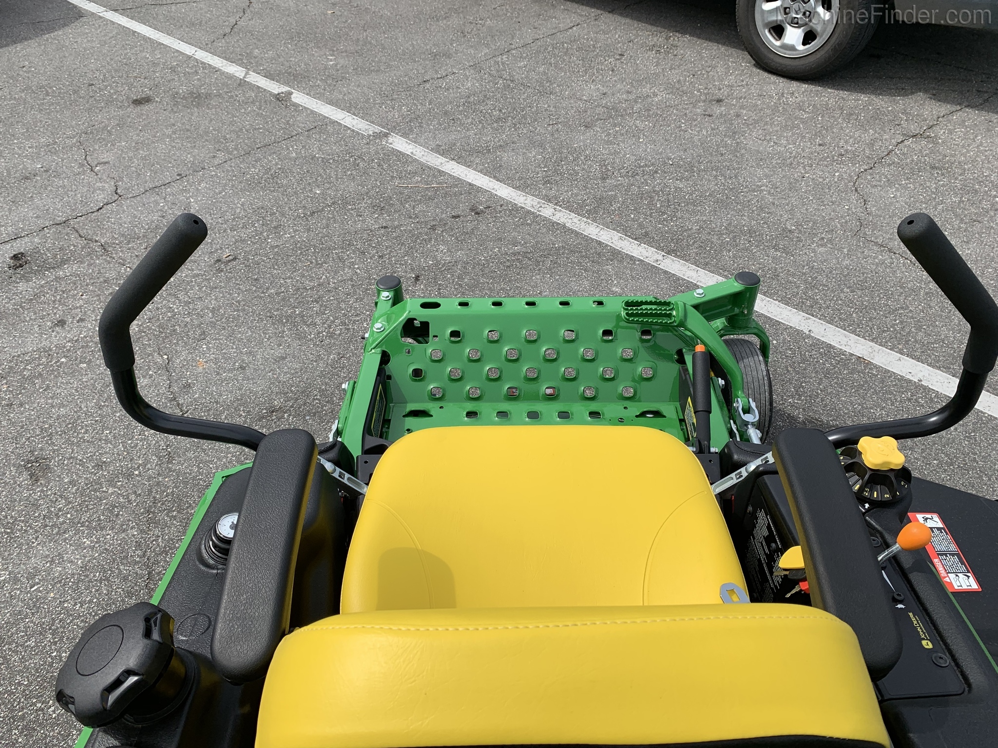 2020 John Deere Z920M Image 7