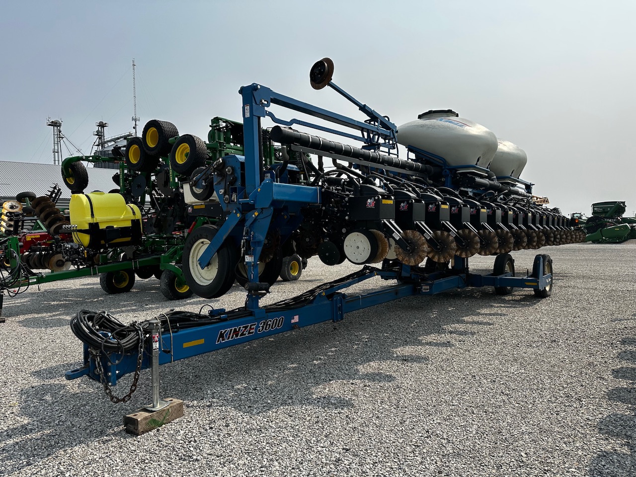  2017 Kinze 3600ASD at Heritage Tractor in Roanoke, IL
