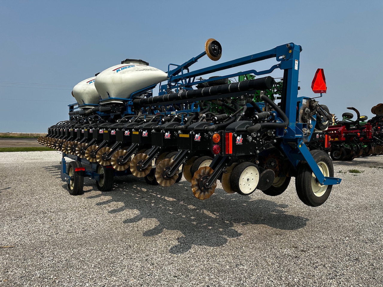  2017 Kinze 3600ASD at Heritage Tractor in Roanoke, IL